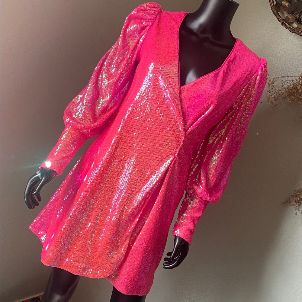 Gianni Bini Pink Sequin Fun Birthday Party Dress NWoTs - Picture 11 of 15
